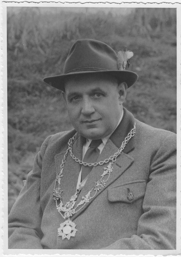 Schützenkönig Martin Riebold (Petter) 1955